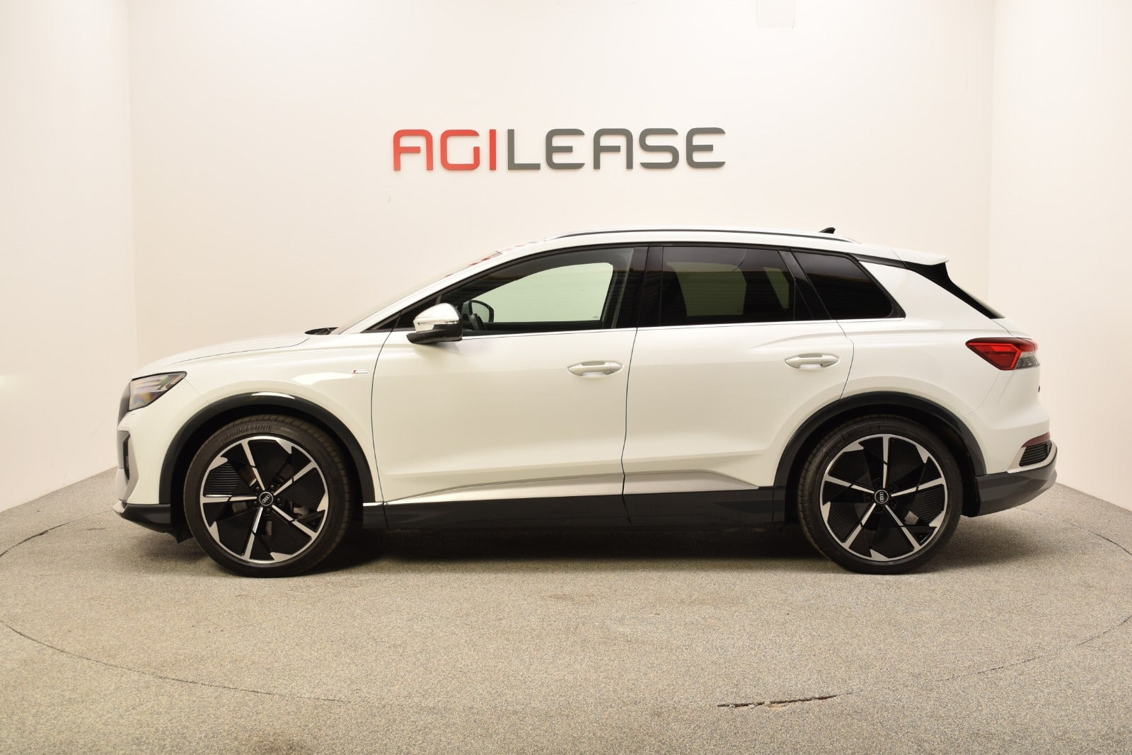 Sort Audi Q4 e-tron fra 2021