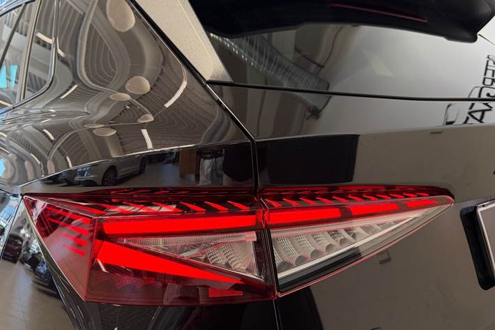 Sort Skoda Elroq fra 2026