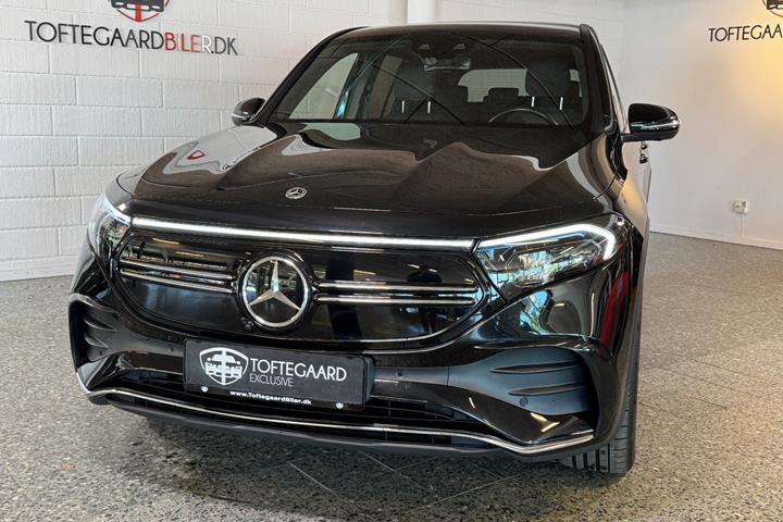 Sort Mercedes EQB250+ fra 2023
