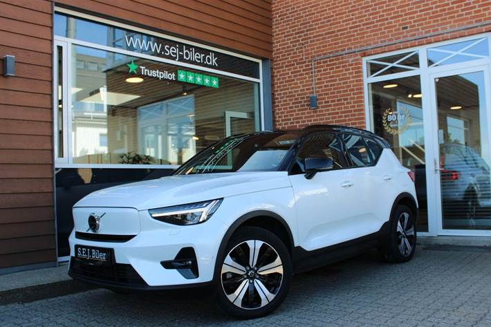 Hvid Volvo XC40 fra 2023