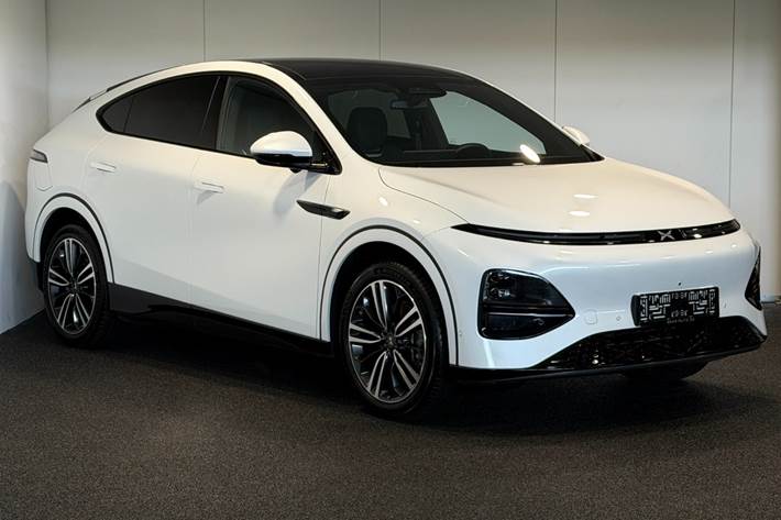 Hvid Xpeng G6 fra 2025