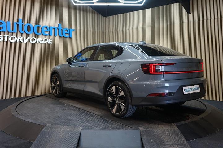 Grå Polestar 2 fra 2023