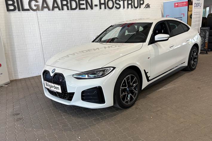 Hvid BMW i4 fra 2022