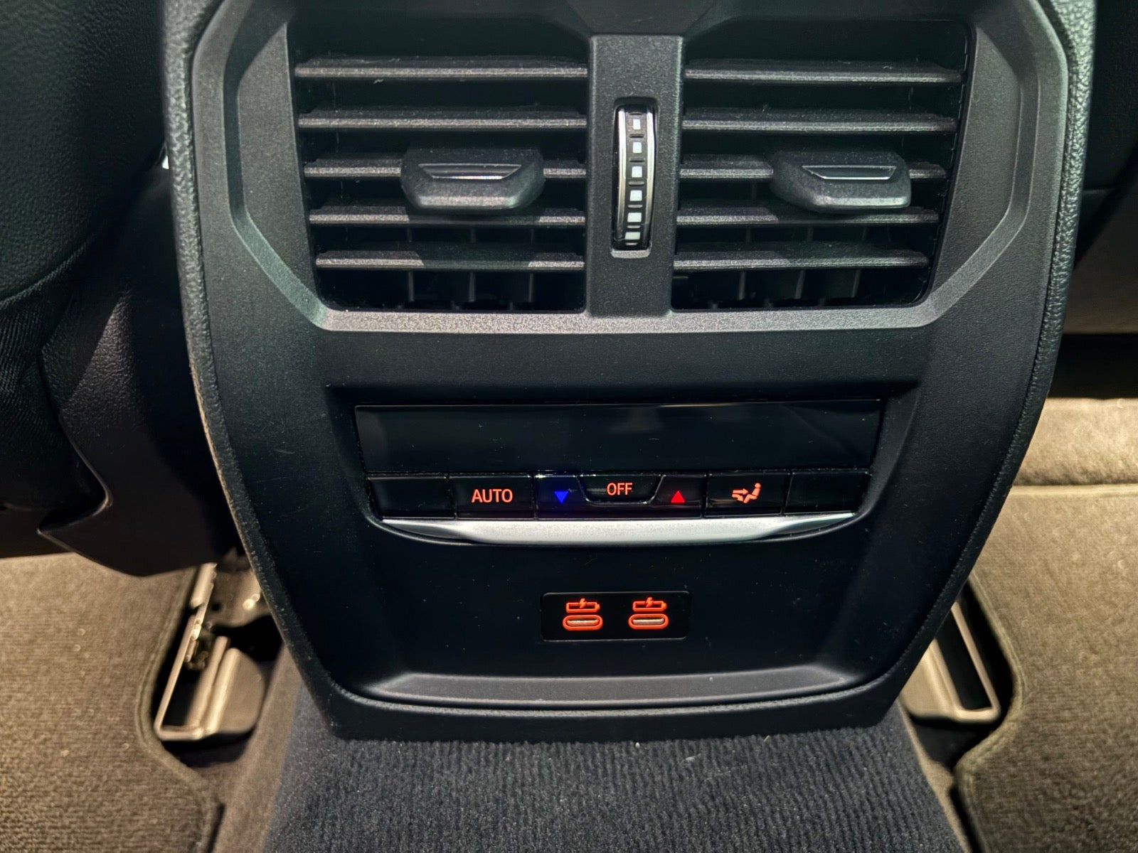 Hvid BMW i4 fra 2022