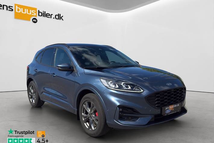 Blå Ford Kuga fra 2022