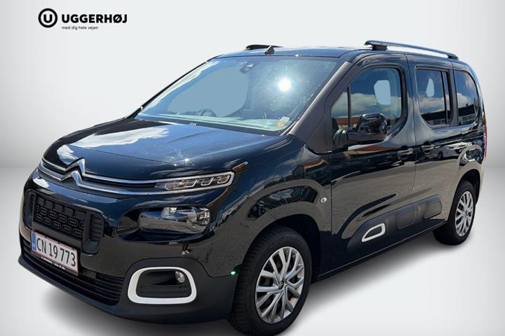 Sort Citroën Berlingo fra 2019 set udefra