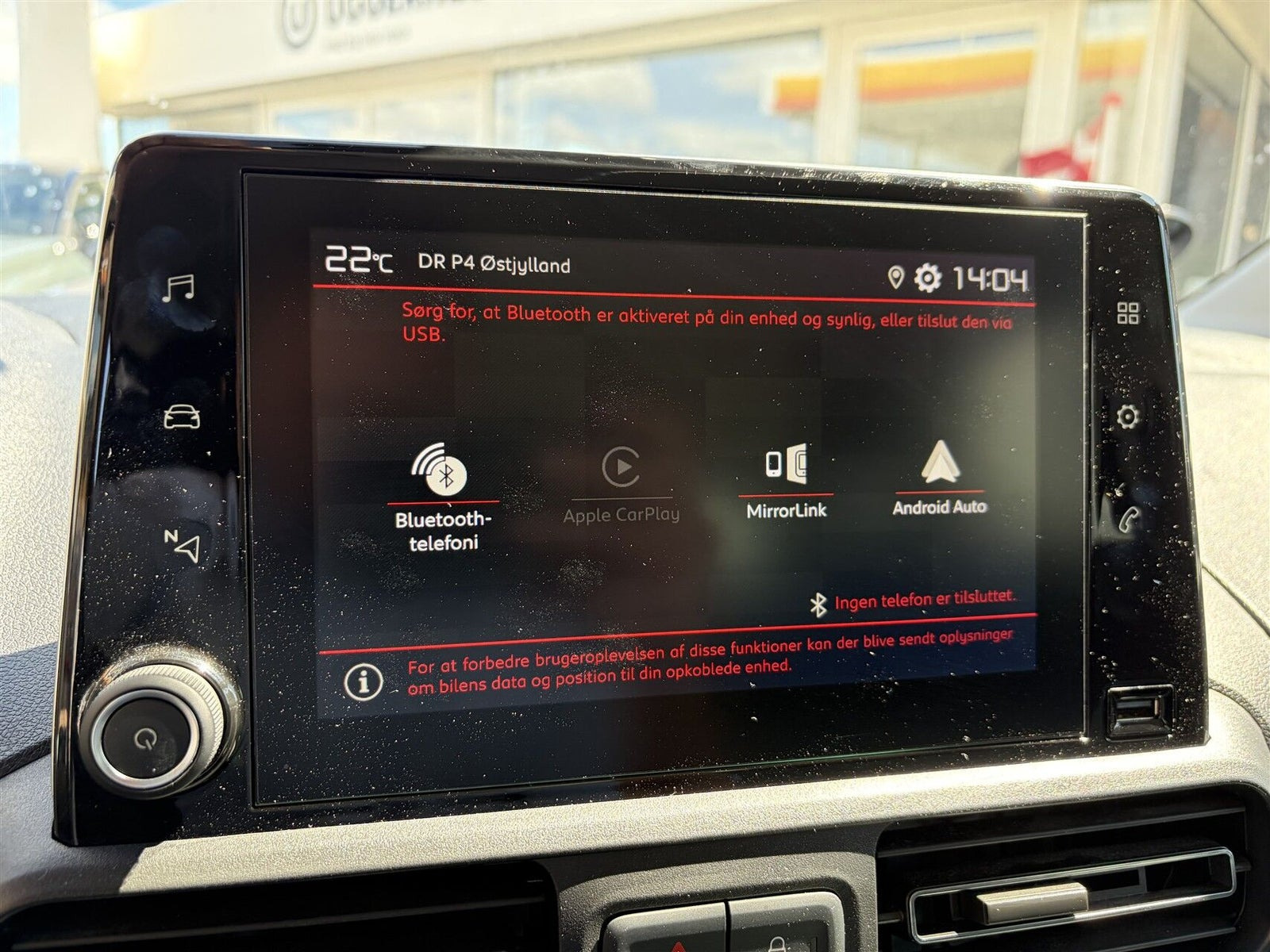 Sort Citroën Berlingo fra 2019 set indefra
