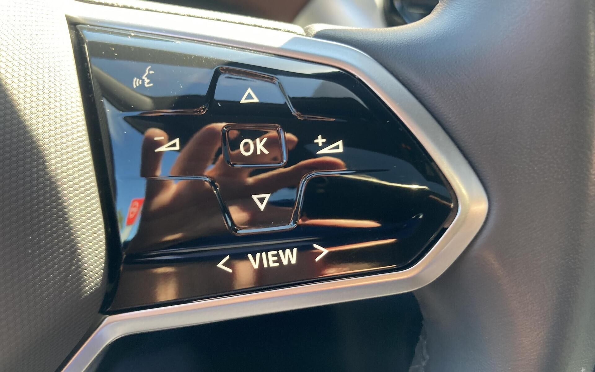 Blå VW ID.4 fra 2023