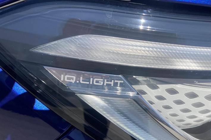 Blå VW ID.4 fra 2023