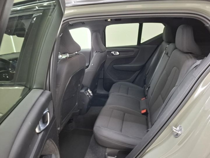 Grøn Volvo XC40 fra 2022