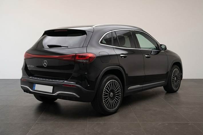 Sort Mercedes EQA 250+ fra 2024