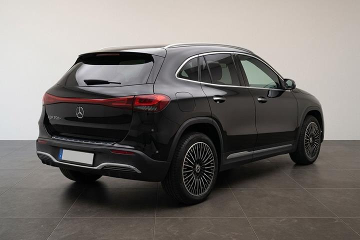 Sort Mercedes EQA 250+ fra 2024