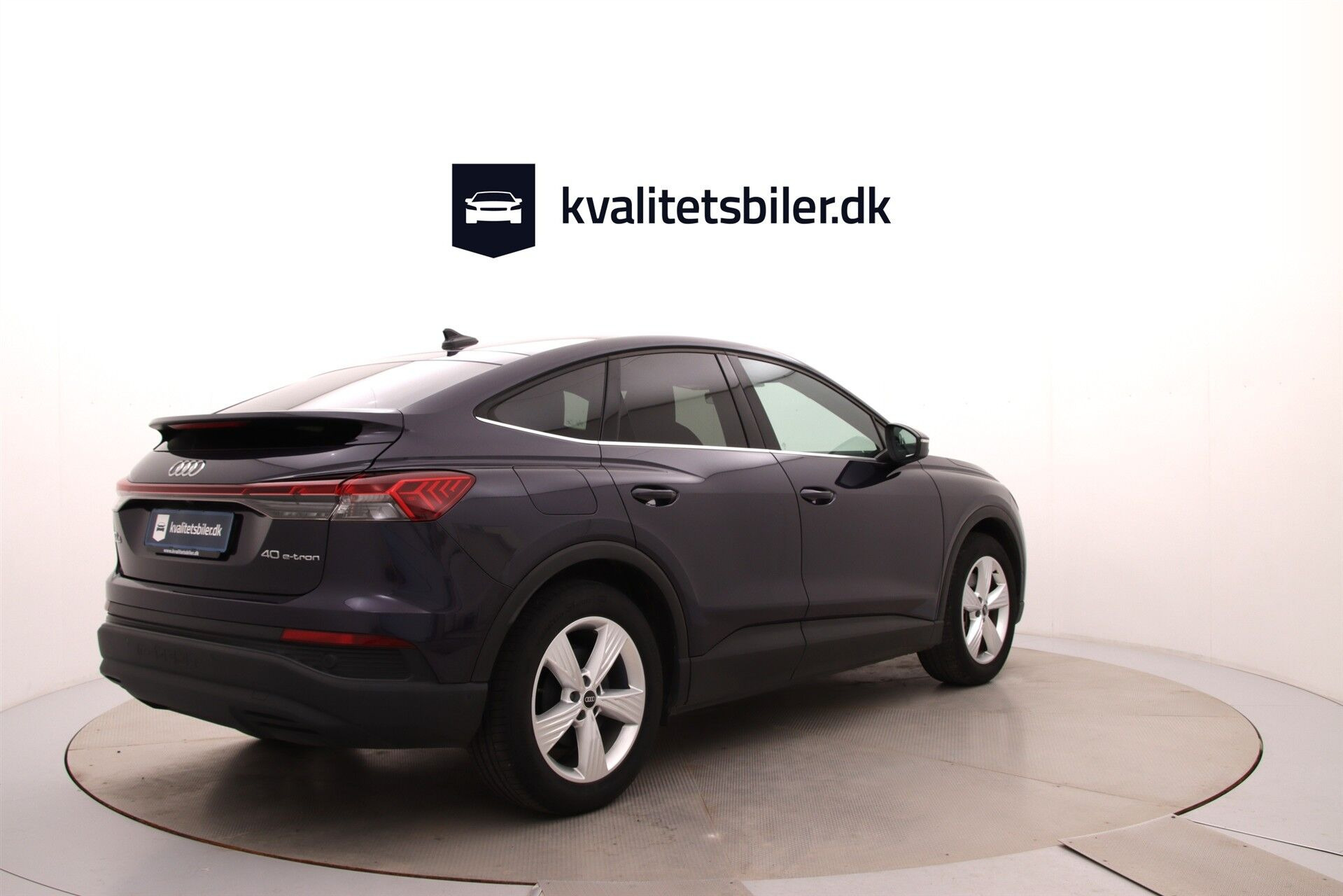Lilla Audi Q4 fra 2023