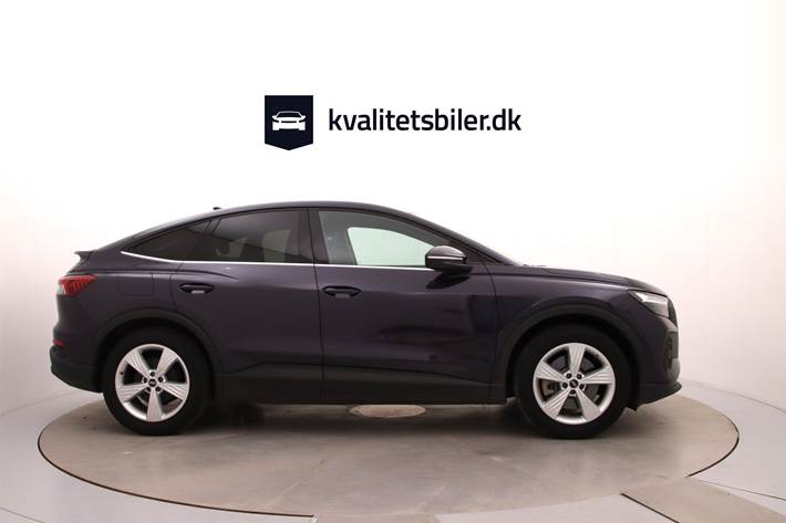 Lilla Audi Q4 fra 2023