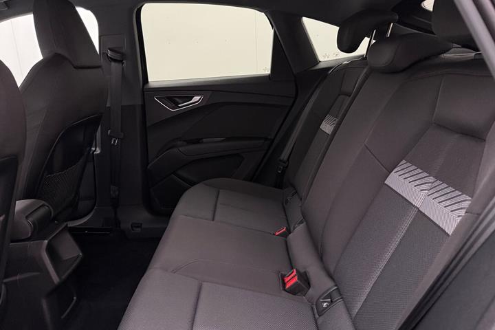 Lilla Audi Q4 fra 2023
