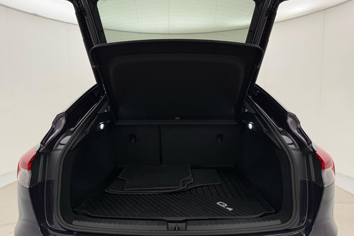 Lilla Audi Q4 fra 2023