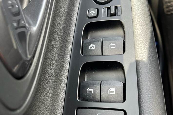 Hvid Hyundai Bayon fra 2025