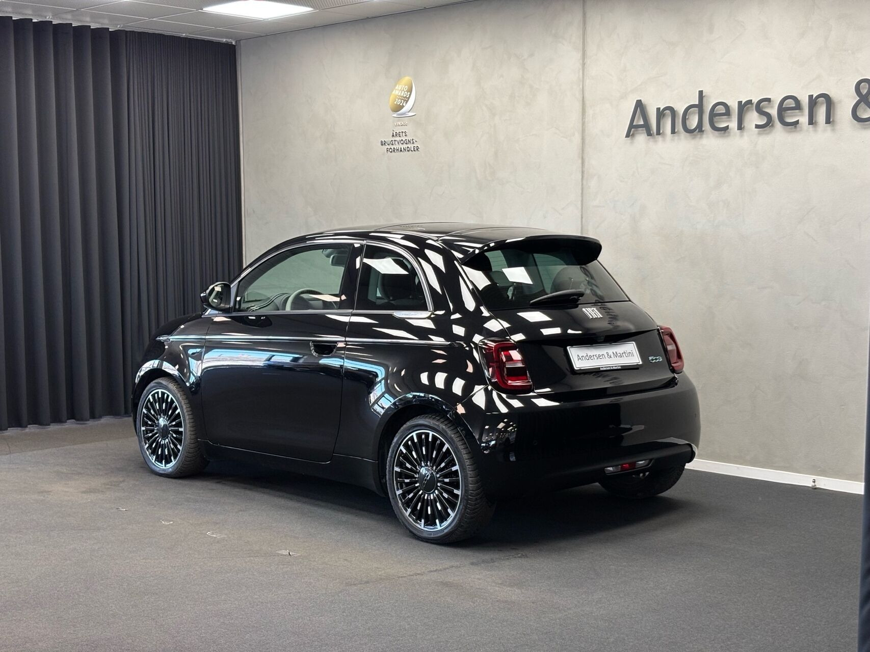 Sort Fiat 500e fra 2023