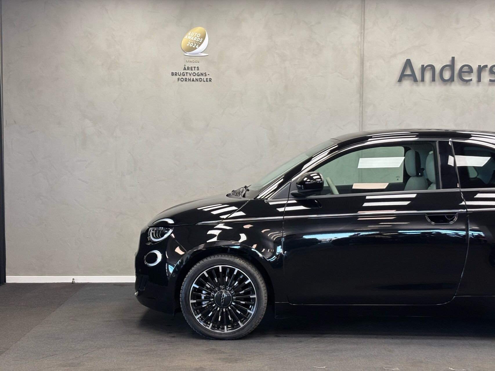 Sort Fiat 500e fra 2023