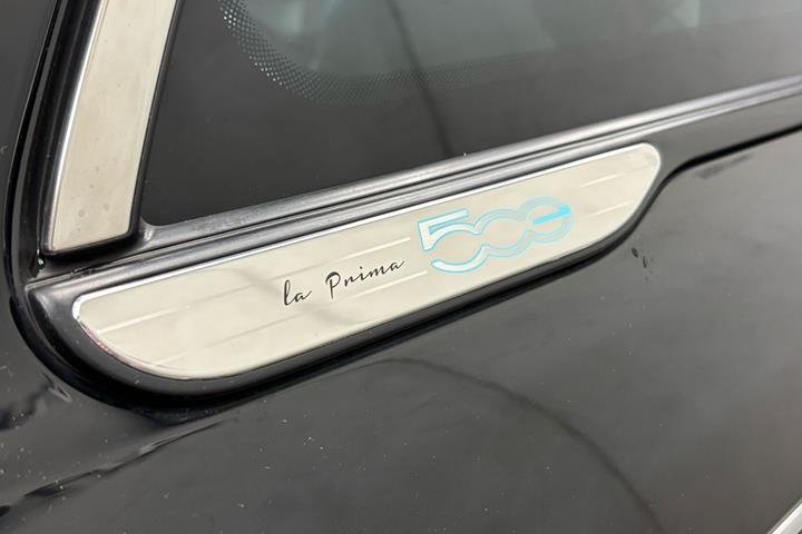 Sort Fiat 500e fra 2023