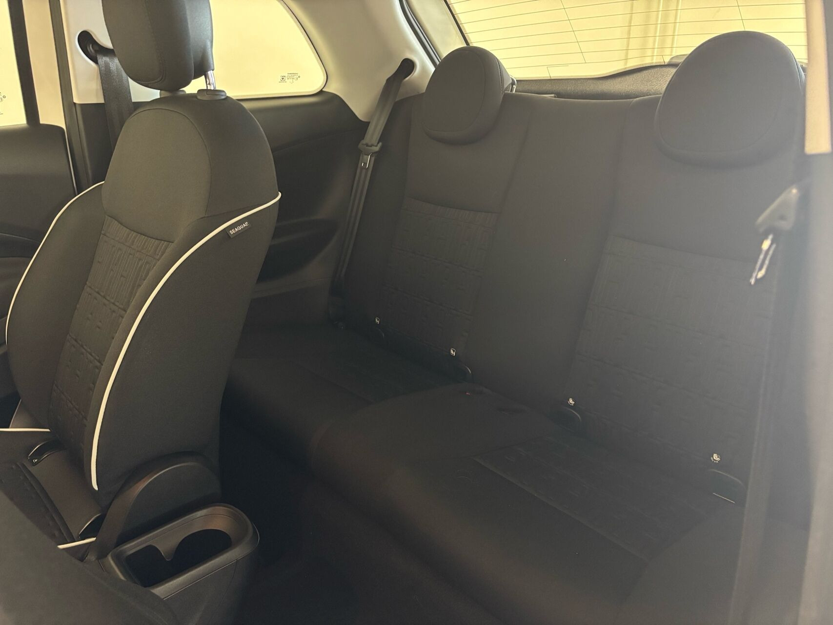 Gul Fiat 500e fra 2023