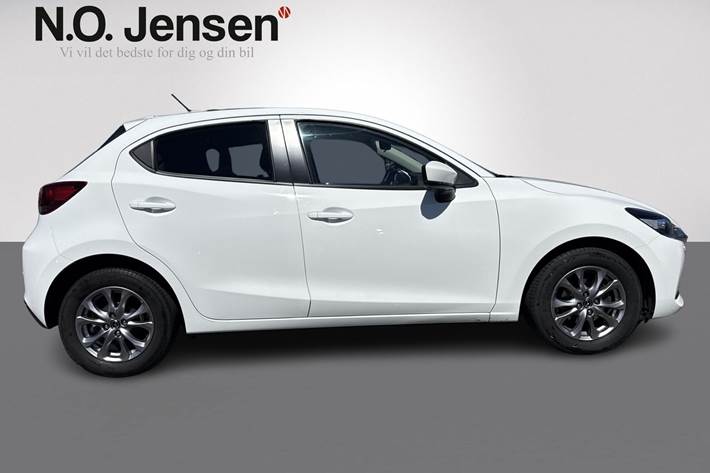 Hvid Mazda 2 fra 2022