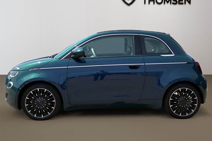 Blå Fiat 500e fra 2021