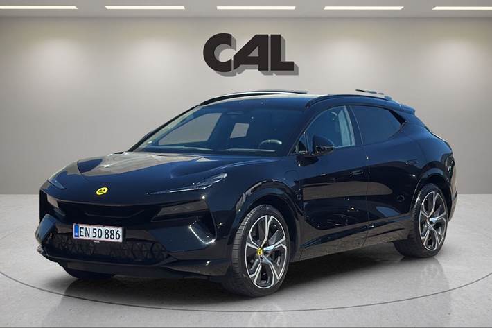 Sort Lotus Eletre fra 2024