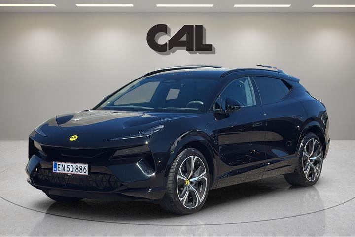 Sort Lotus Eletre fra 2024 set udefra