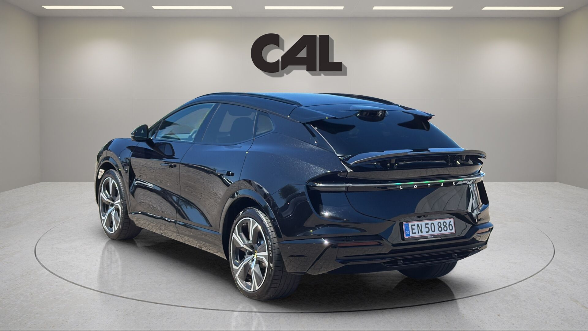 Sort Lotus Eletre fra 2024