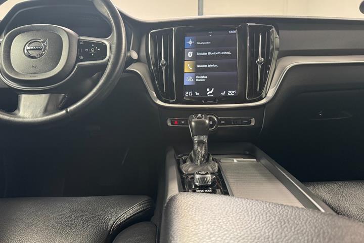 Sort Volvo S60 fra 2020