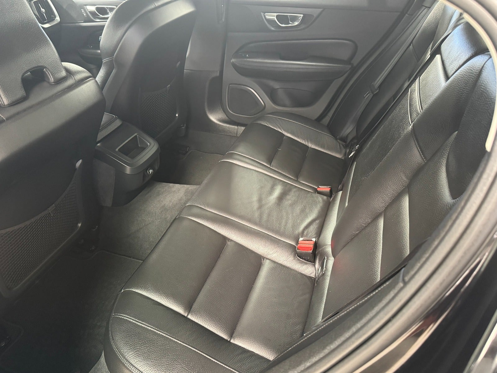Sort Volvo S60 fra 2020