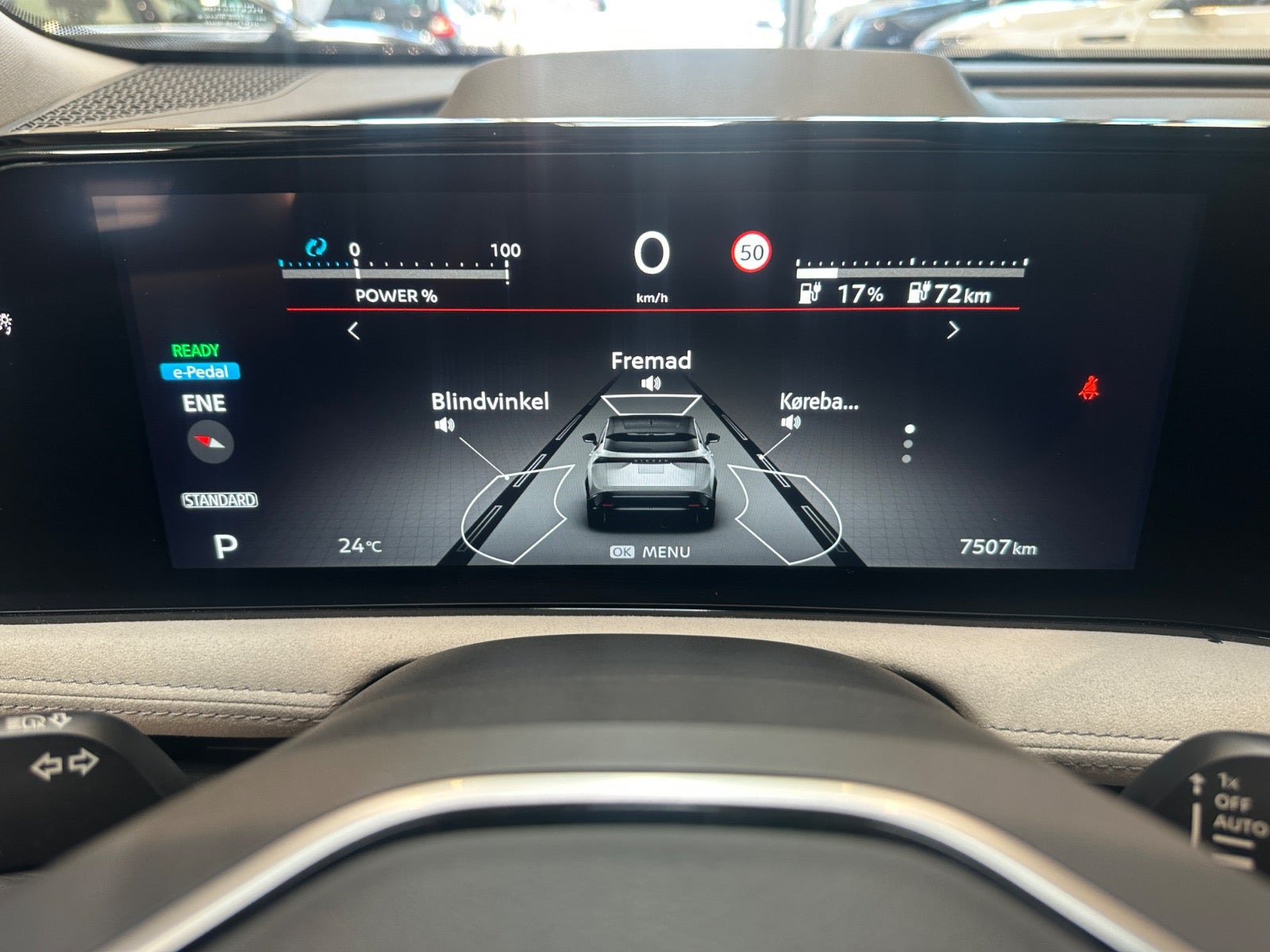 Blå Nissan Ariya fra 2024