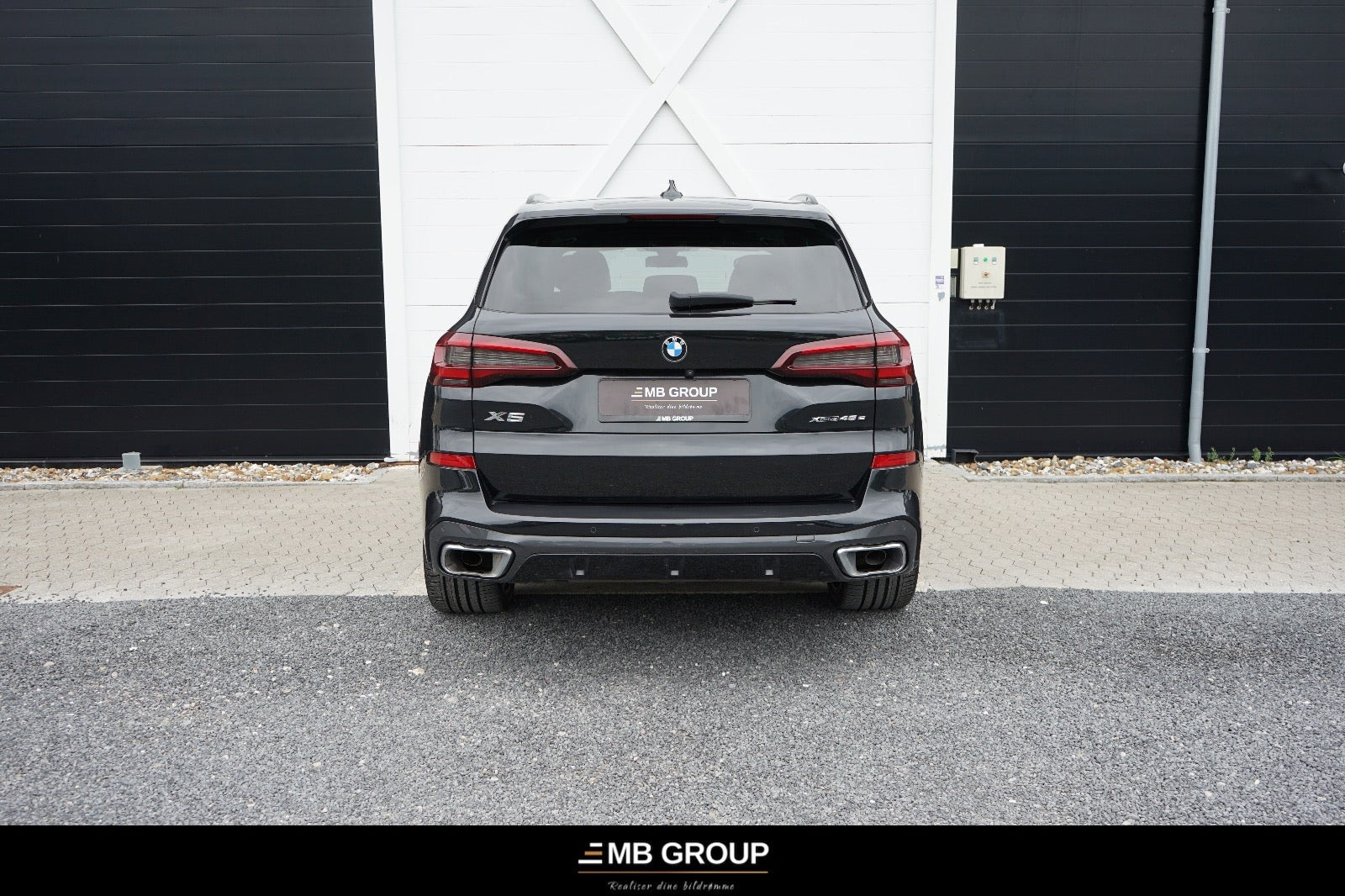 Sort BMW X5 fra 2021
