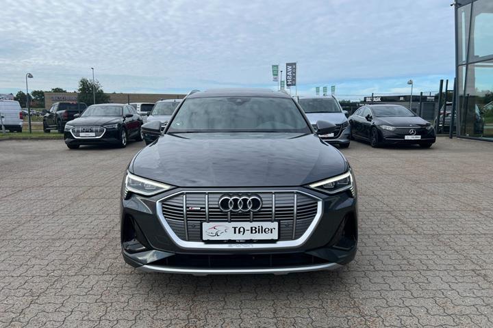 undefined Audi e-tron fra 2023