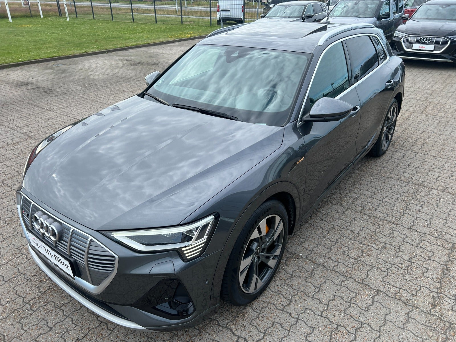 undefined Audi e-tron fra 2023