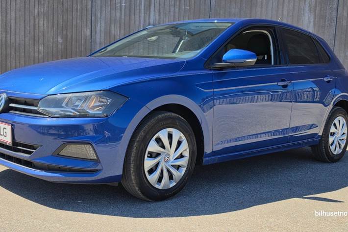 Grå VW Polo fra 2020