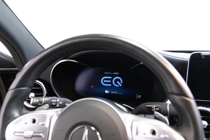 Sort Mercedes C300 e fra 2021