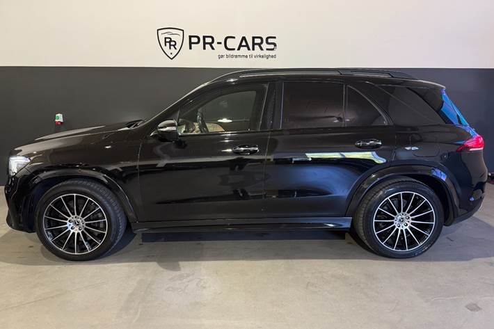 Sort Mercedes GLE350 de fra 2021