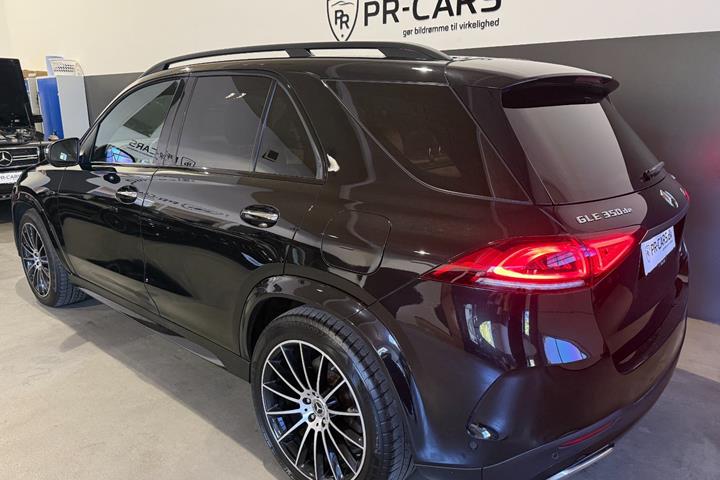 Sort Mercedes GLE350 de fra 2021