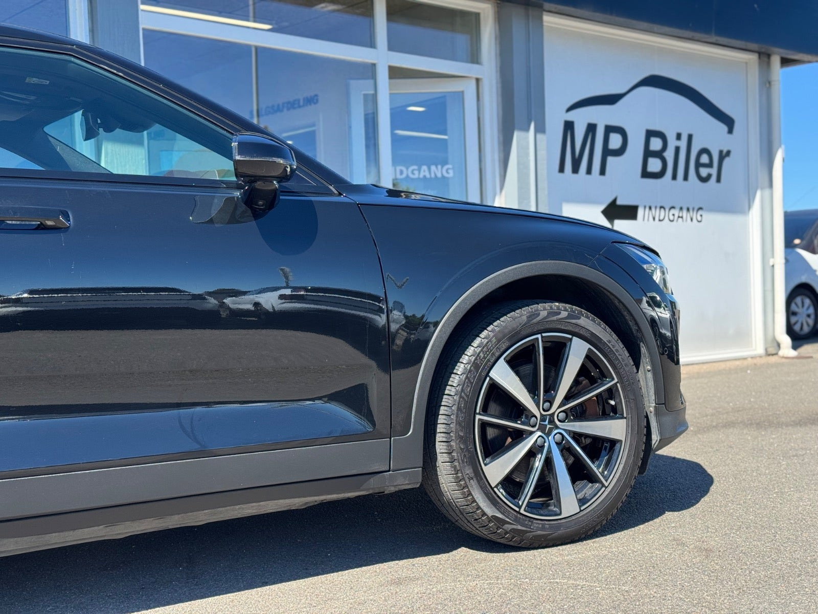Sort Polestar 2 fra 2021