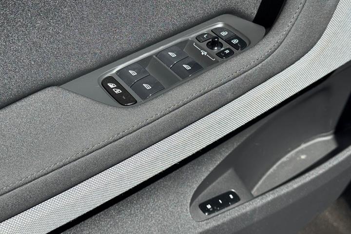 Sort Polestar 2 fra 2021