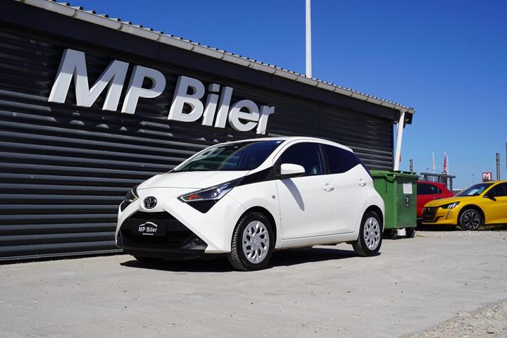 Hvid Toyota Aygo fra 2019