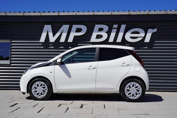 Hvid Toyota Aygo fra 2019