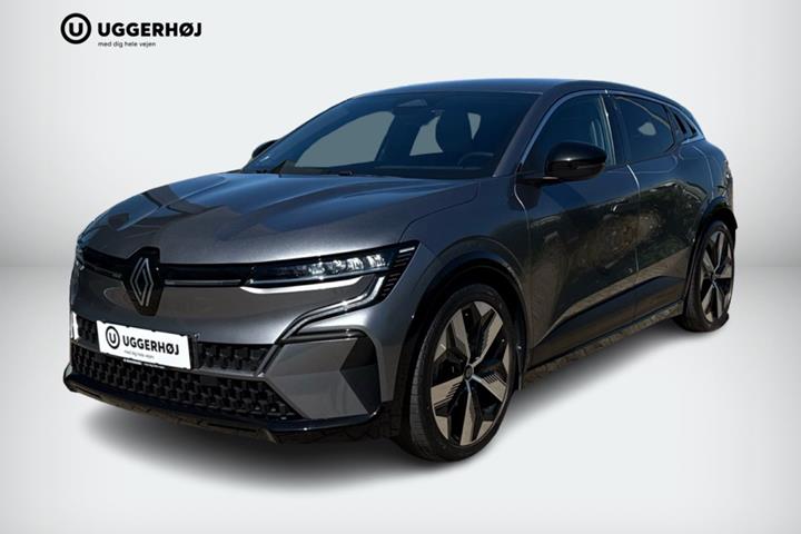 Grå Renault Megane E-Tech fra 2023 set udefra