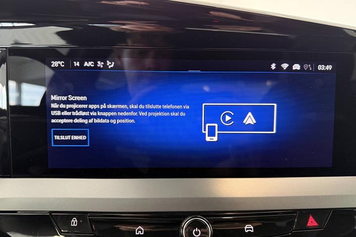 Blå Opel Mokka-e fra 2025