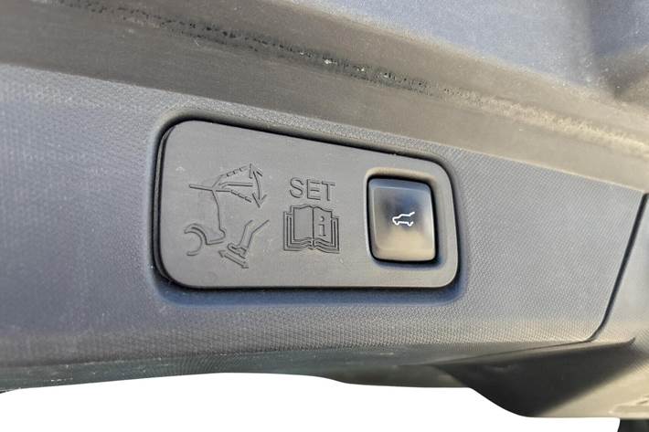 Sort Ford Mustang Mach-E fra 2021