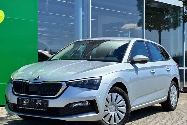 Sølv Skoda Scala fra 2022
