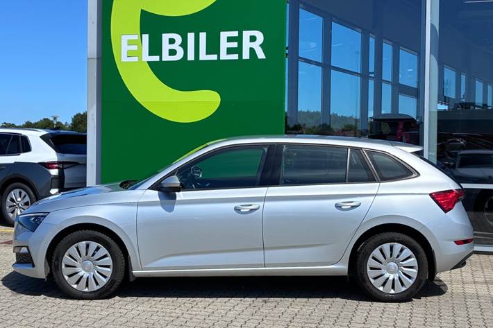 Sølv Skoda Scala fra 2022