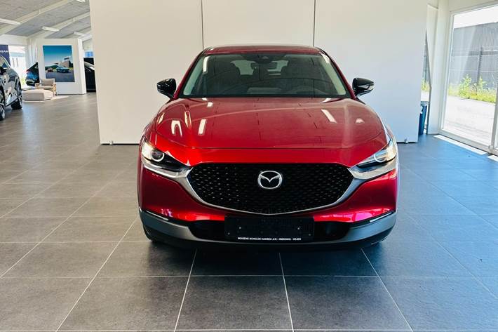 Rød Mazda CX-30 fra 2022
